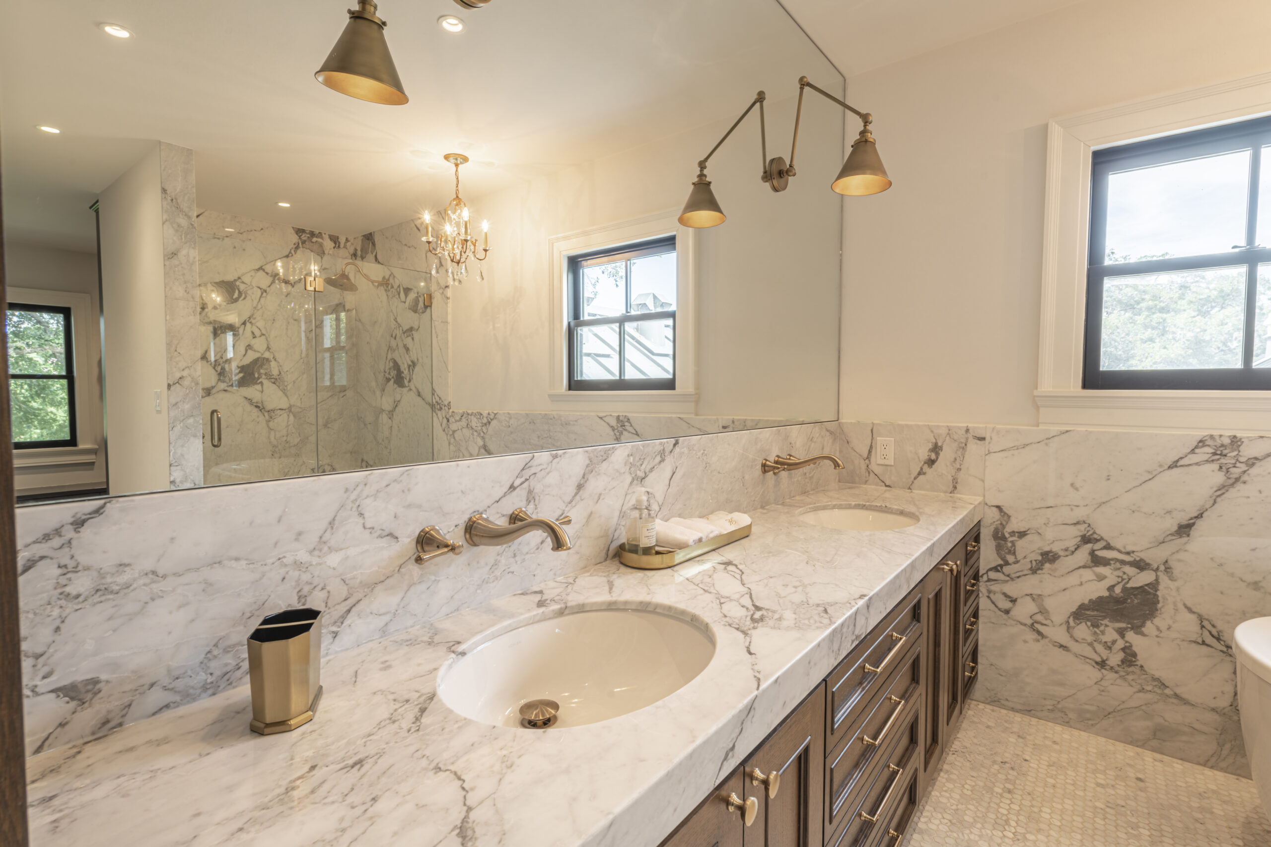 custom home building bathroom in texas